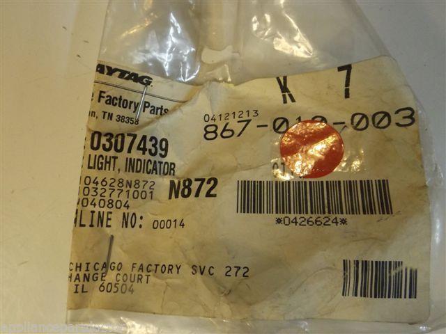 Maytag Amana Gas Stove 0307439 Light, Indicator NEW IN BOX Maytag Amana Gas Stove 0307439 Light, Indicator NEW IN BOX